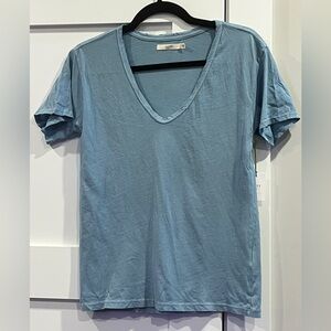 NWT AE77 Premium Cotton V-Neck Tee in Blue - Size XS